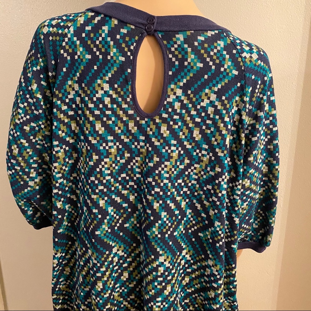Beautiful patterned blouse - Picture 6 of 6